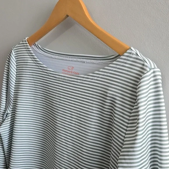 Green and White Striped Vineyard Vines Slub Shirt Size Medium - Picture 3 of 9